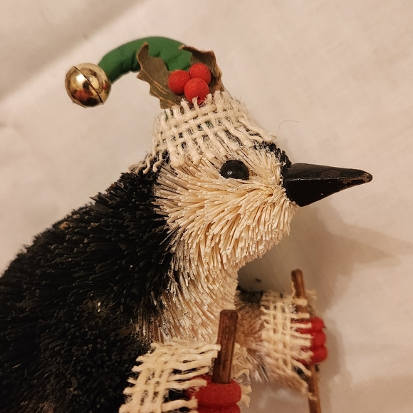 Vintage Christmas Penquin - Picture 4 of 5